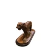 Kép 2/3 - 'Queen of the jungle' bronz szobor