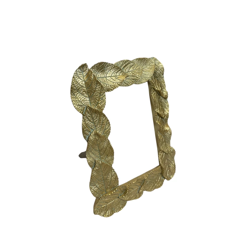'Opulent Frame'